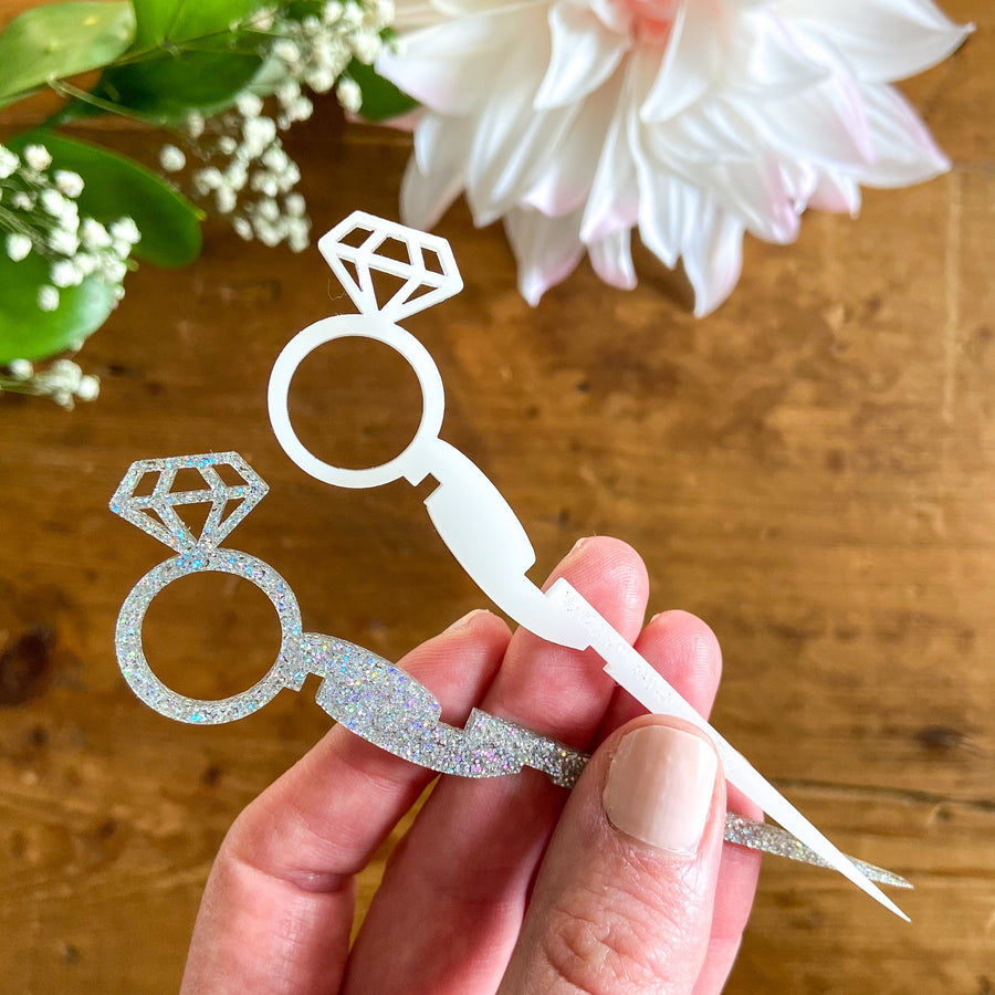 Swizzly Sticks for cans diamond ring design perfect for weddings, bridal showers and bachelorette parties.